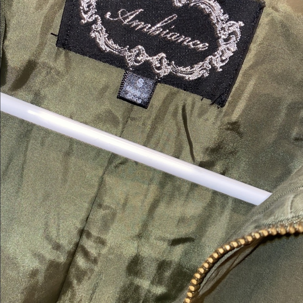 Green Utility Jacket - Picture 3 of 4